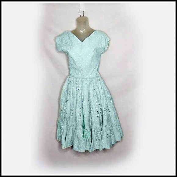 Vintage Rockabilly Dress Fit & Flare Aqua Cotton Eyelet 50s New Look VFG - Picture 2 of 16